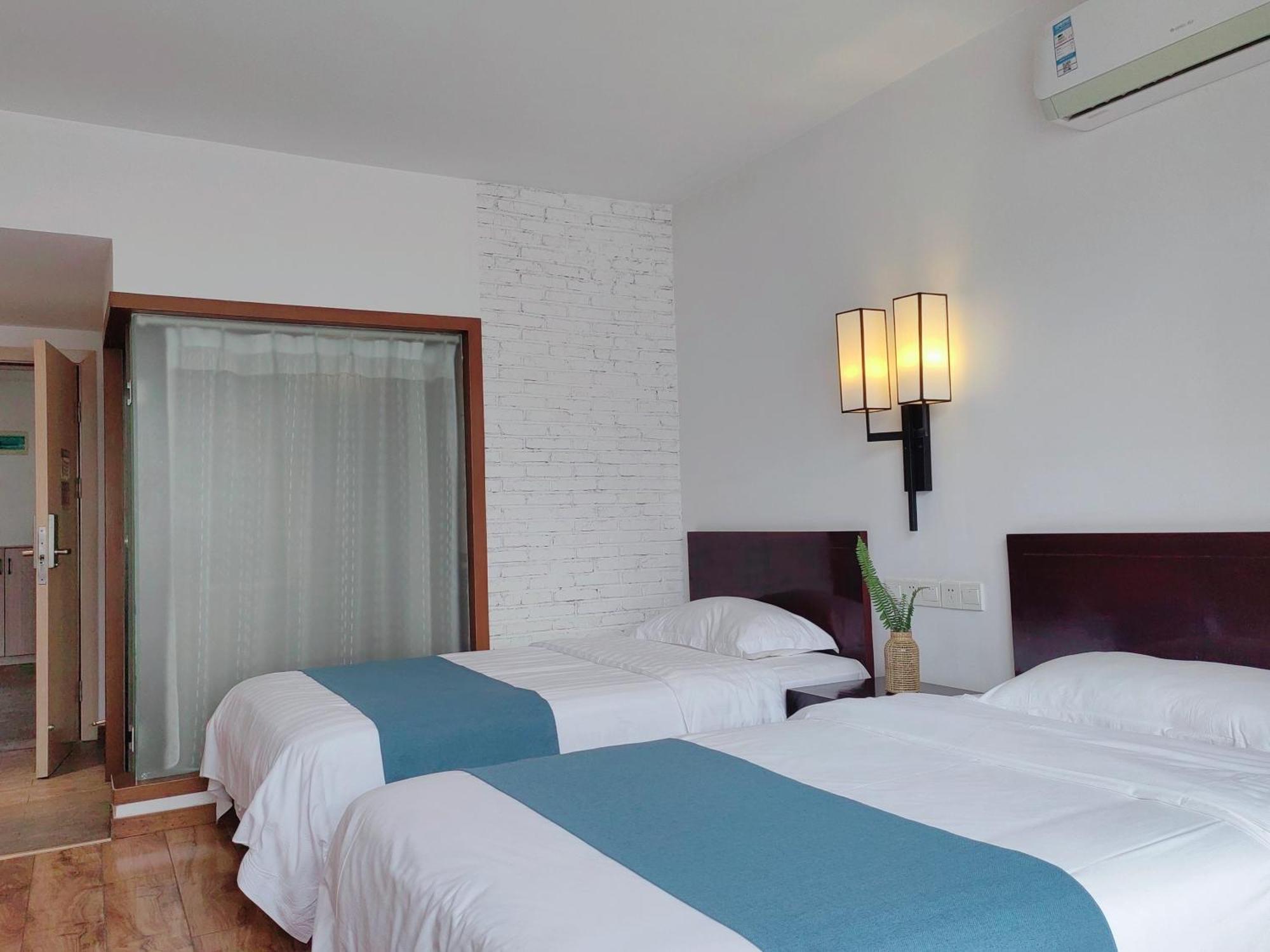 Serene Vale Inn Guilin-Free One Way Pick Up Service To High-Speed Railway Station For 2 Nights Zewnętrze zdjęcie
