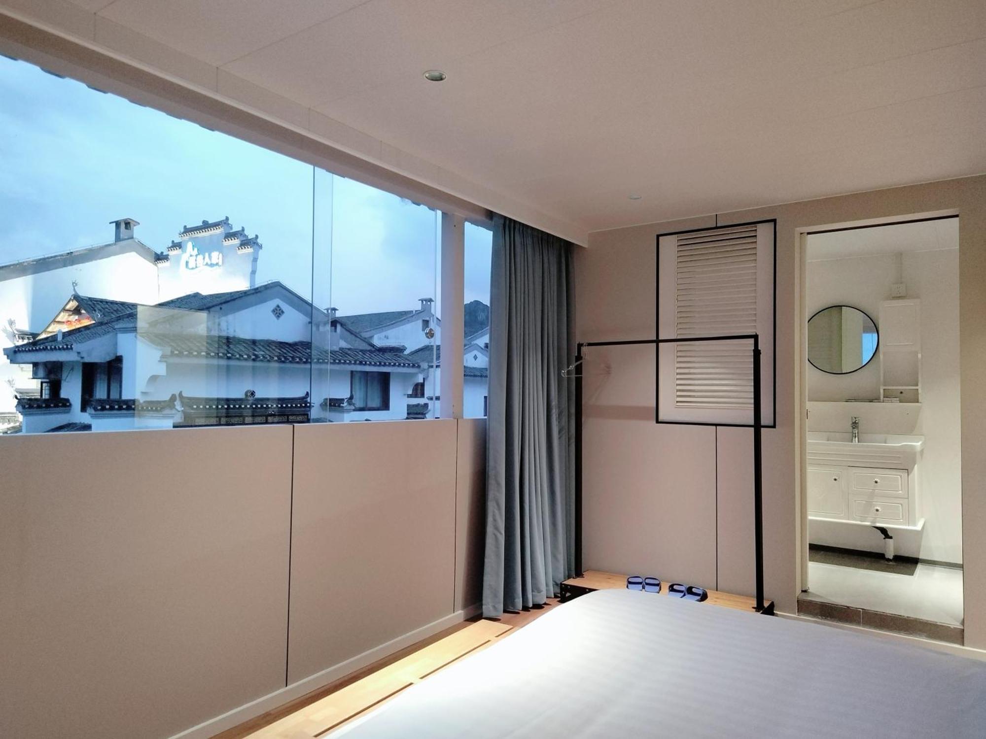 Serene Vale Inn Guilin-Free One Way Pick Up Service To High-Speed Railway Station For 2 Nights Zewnętrze zdjęcie