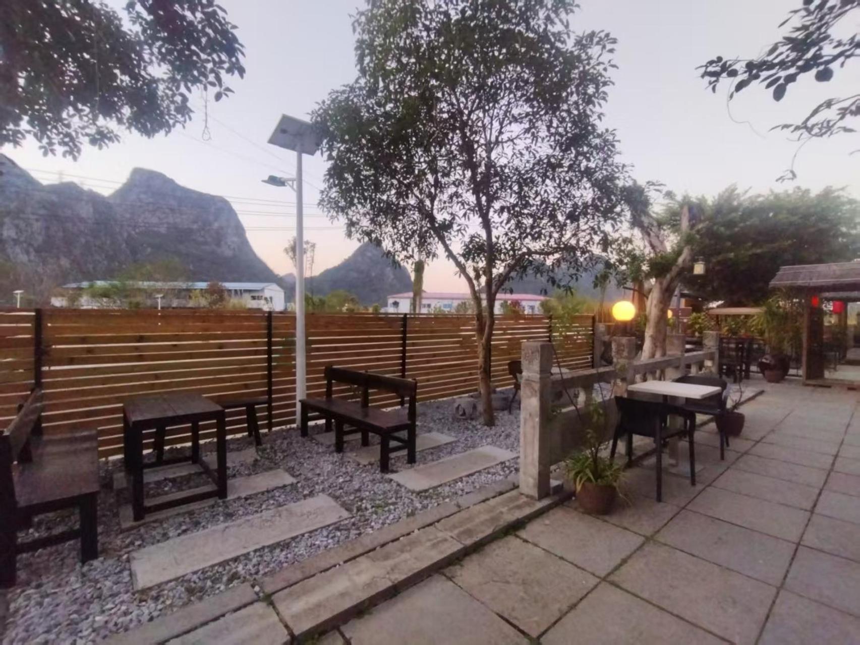 Serene Vale Inn Guilin-Free One Way Pick Up Service To High-Speed Railway Station For 2 Nights Zewnętrze zdjęcie